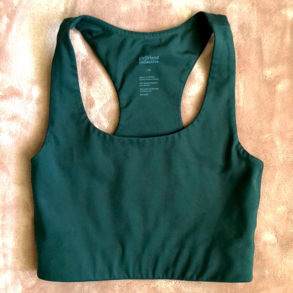 Girlfriend Collective Paloma racerback sportsbra in moss green (I think)